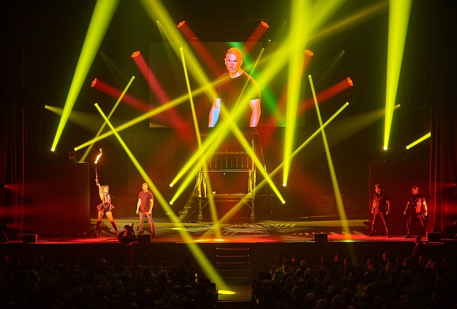 Бродвейское шоу The illusionists покорило киевскую публику (фото)